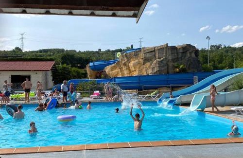 Chateauneuf-de-Galaure Otro | Magnifique Mobilhome au camping le Chateau de Galaure