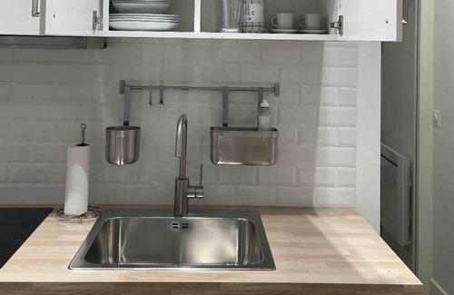 La Garenne-Colombes Apartamento | Magnifique T2 entierement renove la garenne colombes limite Courbevoie