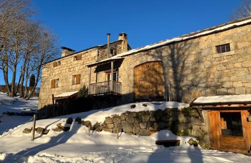 Devesset Chalet De Esquí | Magnifique Gite en Bord de Lac