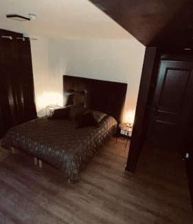 Saint-Acheul Hotel | Magnifique Loft 35m2 Jacuzzi RVB NIGHT 1