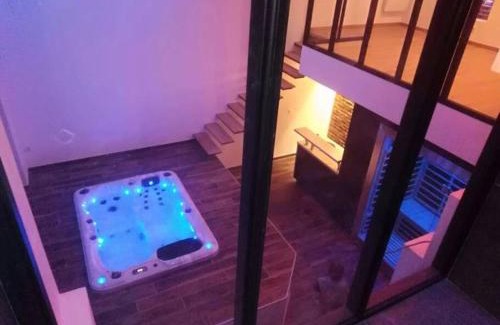 Ferriere-la-Grande Apartamento | magnifique loft avec jacuzzi et sauna privatif