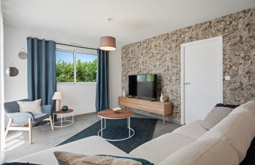 Montigny Casa | Magnifique Maison, Spacieuse & Élégante - 5 chambres, terrasse & Parking
