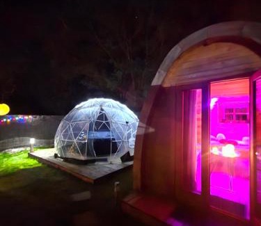 Pruniers-en-Sologne Otro | Magnifique Pod avec spa sous bulle privatif