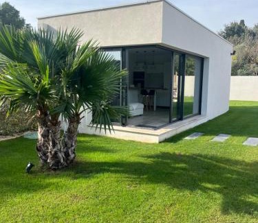 Arles Apartamento | Magnifique studio avec piscine