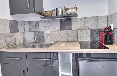 Flore Apartamento | Magnifique Studio Le Toucan - Centre Ville -smart TV + Terrasse