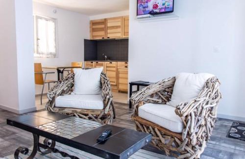 Balaruc-les-Bains Apartamento | Magnifique T2 avec balcon et animaux admis - FR-1-503-143