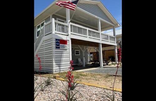 Holden Beach Casa | Magnolia Cottage