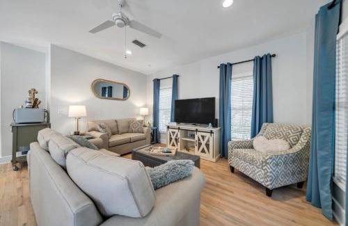 Seacrest Casa | Magnolia Cottages Seacrest Flirty Flamingo - Pet Friendly Resort Pool & Beach Access!