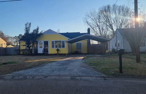 Natchez Casa | Magnolia Doll- Quiet & Relaxing