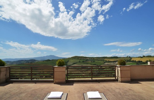 San Casciano dei Bagni Apartamento | Magnolia by Interhome