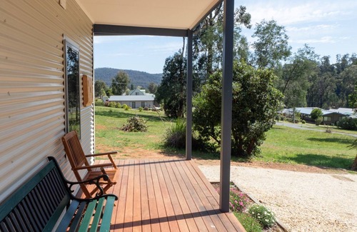 Marysville Cabaña | MAGPIE NEST - All you need for a comfortable getaway