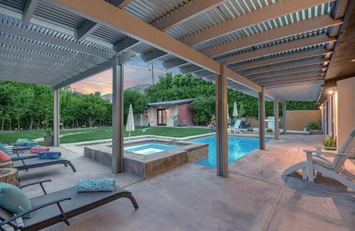 Tahquitz River Estates Casa | Mags Mountain View - Meredith Lodging