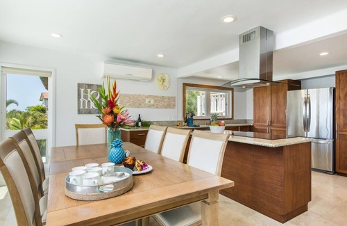 Hawaii Kai Casa | * 10% de descuento en estancias ahora-6/30 * Makani Lani-Hawaii Kai Luxury 5BR, 3 baños, con piscina privada