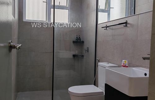 Kuantan Apartamento | Mahkota Valley Suite Pool View with 2 bedroom and Netflix