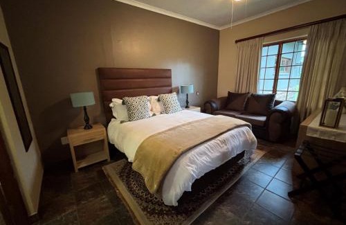 Leeupoort Cabina | Mahlangeni Lodge