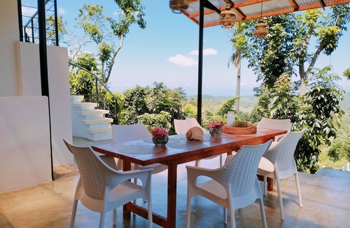 Tubod Cabina | Mahogany Cabin at Las Terrazas de Barili. 1 Queen Bed plus 1 extra single bed.