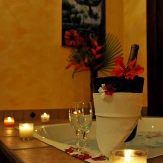 Bullet Tree Falls Complejo | Mahogany Hall Luxury Boutique Resort