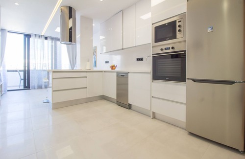 Las Palmas de Gran Canaria Apartamento | Mainstream home with balcony By Canariasgetaway