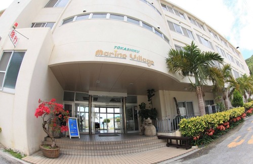 Tokashiki Hotel | Main building ocean side western style triple room with unit bath Dinner and breakfast / Shimajiri-gun Okinawa
