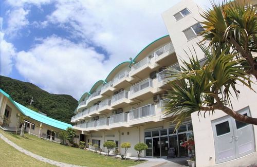 Tokashiki Hotel | Main building ocean side Japanese style room 8 tatami mats with unit bath Dinner and breakfast / Shimajiri-gun Okinawa