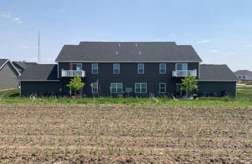 Bettendorf Apartamento | Main Floor Cozy 2 Bedroom Condo in Bettendorf