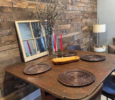 Millerton Apartamento | Main Street cabin