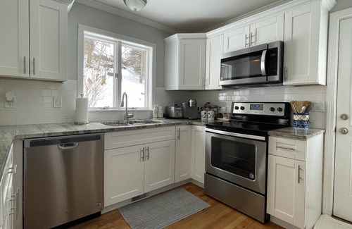Westport Casa | Main Street Westport, walk to shops, dining, downtown