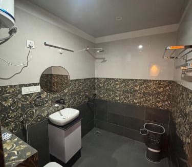 Dalhousie Casa | Mainak Guest House