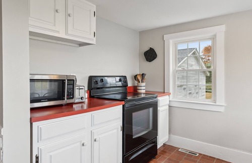 Kennebunk Casa | Maine Getaway with Stunning Water Views-Kayak, SUP, & More!