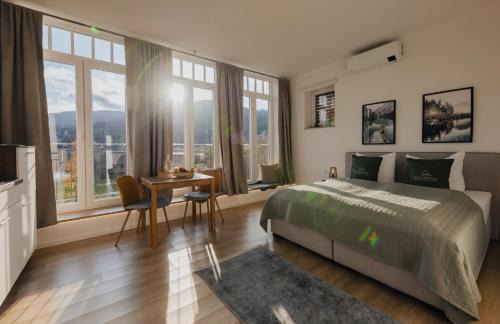 Miltenberg Apartamento | MAINTERRASSE Boardinghouse am Fluss klimatisierte Apartments mit 80qm Terrasse