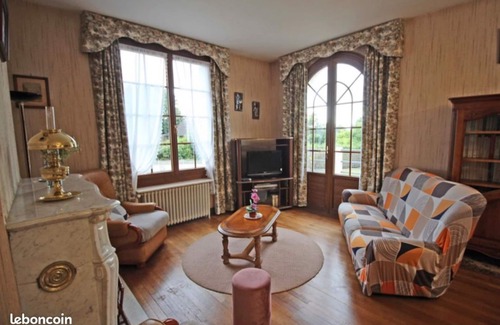 Saint-Sulpice-les-Feuilles Casa | Maison-location-vacances-saint Sulpice les Feuilles - 4pers - 2ch