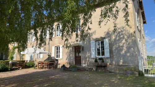 Saint-Symphorien-de-Marmagne Apartamento | Maison Belle Vie