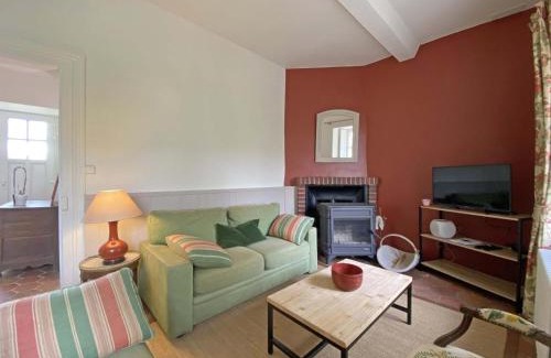 Saint-Christophe-le-Jajolet Casa | Maison de charme rénovée, grand jardin, au calme, proche nature et châteaux historiques, animaux admis - FR-1-497-198