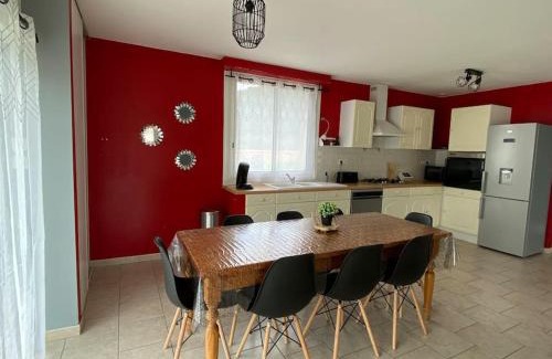 Saint-Julien-en-Saint-Alban Casa | Maison au calme avec terrasse