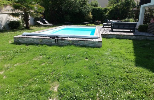 Louveciennes Casa | Maison à 10 Mins de Versailles Piscine et Chambres Climatisées