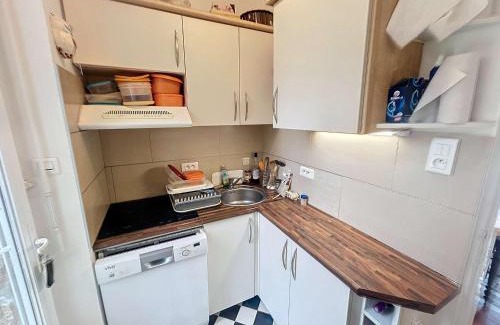 Jullouville-les-Pins Casa | Maison à 100m de la plage, jardin privé, wifi gratuit, proche commerces et activités balnéaires - FR-1-361-113