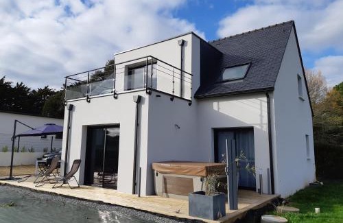Trevignon Casa | Maison à 200m des plages avec jacuzzi