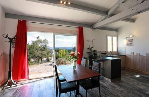 Flayosc Casa | Maison à Flayosc, entre la mer et le Verdon.