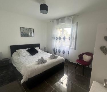 Saint-Thibault Apartamento | Maison à la campagne