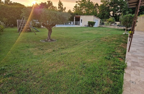 Saint-Lager-Bressac Casa | Maison à la Campagne Avec Piscine
