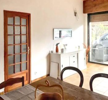Laprade Casa | Maison élégante à Villalier avec Jacuzzi