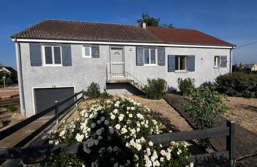 Bouce Casa | Maison 10 personnes avec piscine jacuzzi, proche du PAL