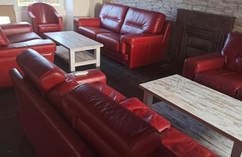 Laurenan Casa | Maison 12 couchages, roulottes et piscine naturelle