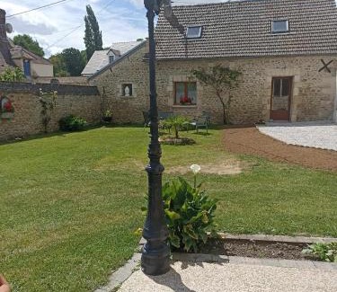 Hermes Casa | maison 2 chambres 4 lits 15mn Aéroport de Beauvais 5mn du château de la trye