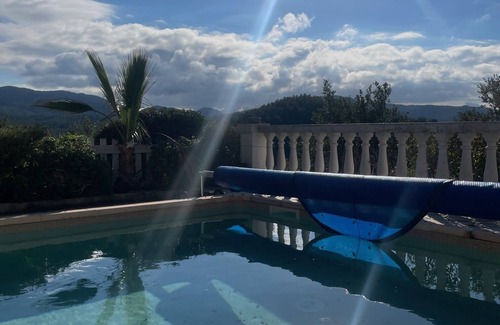 Le Muy Casa | Maison 4 à 6 Personnes Avec Piscine Privée