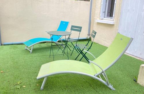 Coulounieix-Chamiers Casa | Maison, 4 personnes, wifi, terrasse, jardin, piscine partagée