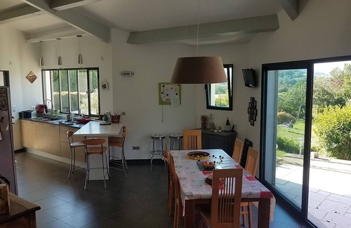 Chateauneuf-de-Galaure Casa | Maison Avec Piscine et Grand Espace / Idéal Repos et Séjour Familiale