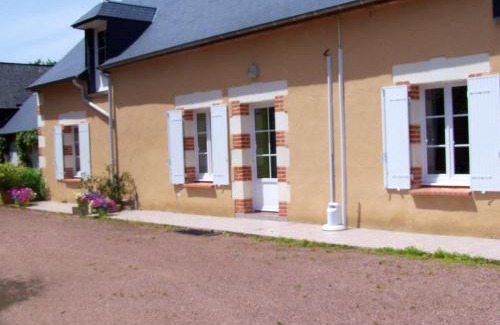 La Chapelle-aux-Choux Casa | Maison accueillante à La Chapelle-aux-Choux avec jardin spacieux 70 m²