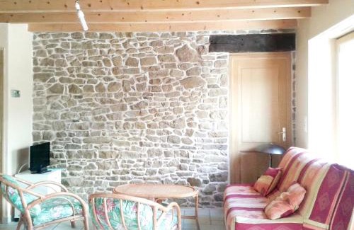 Plehedel Casa | Maison accueillante à Plehedel avec jardin et parking privé