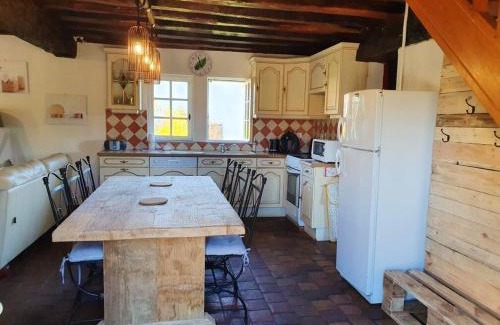 Salbris Casa | Maison accueillante à Salbris avec jardin clos et terrasse.